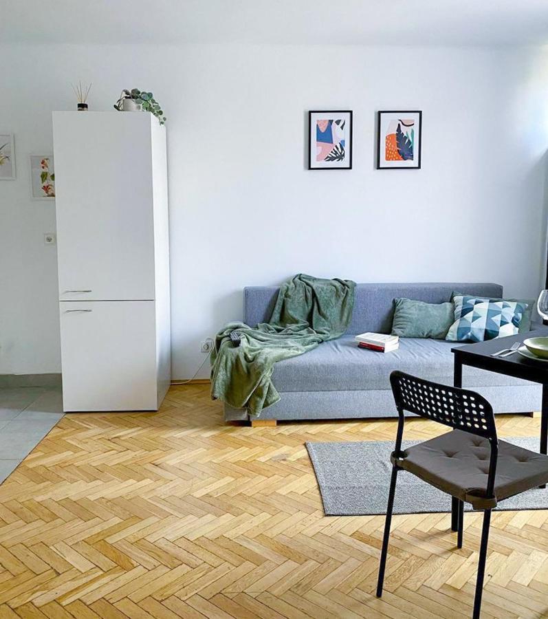 Halby Apartment Chlodna 15 Варшава Экстерьер фото